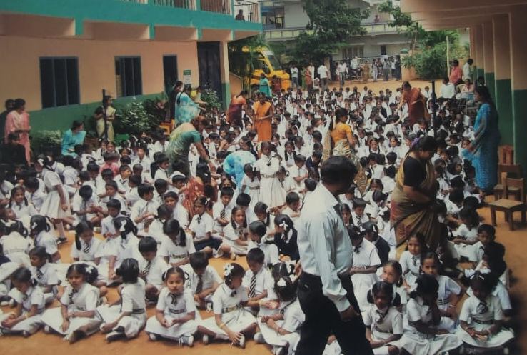 /media/vmgs/1NGO-00679-Vijaya nagara mattu graminaabrivriddi samsthe (R)-School Children.JPG